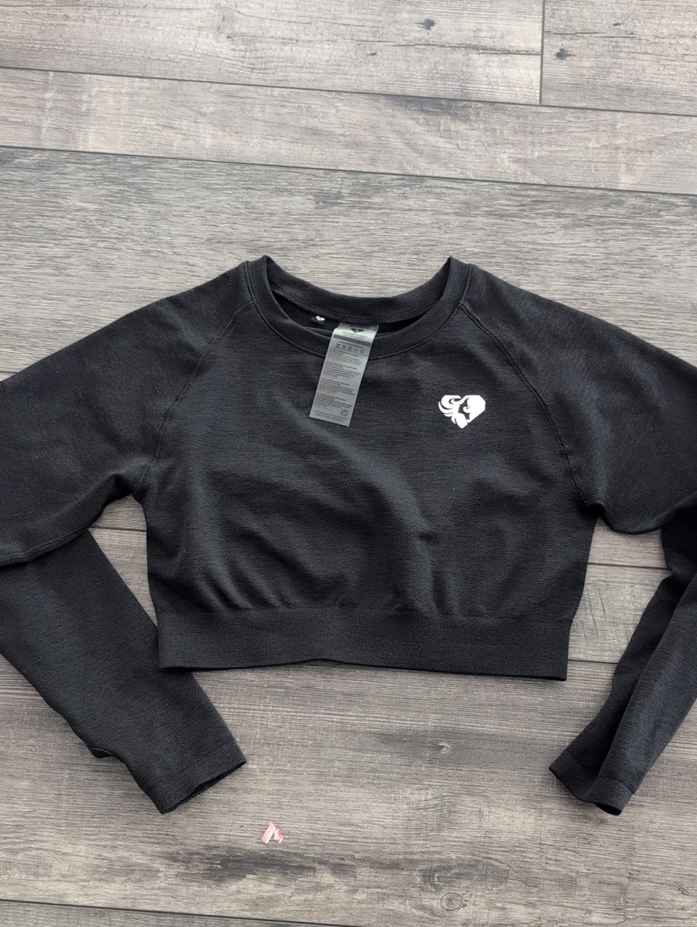 Women's Best Black Cropped Athletic Shirt